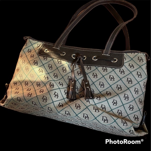 Dooney & Bourke Handbags - Vintage Dooney & Bourke Signature Monogram Bag